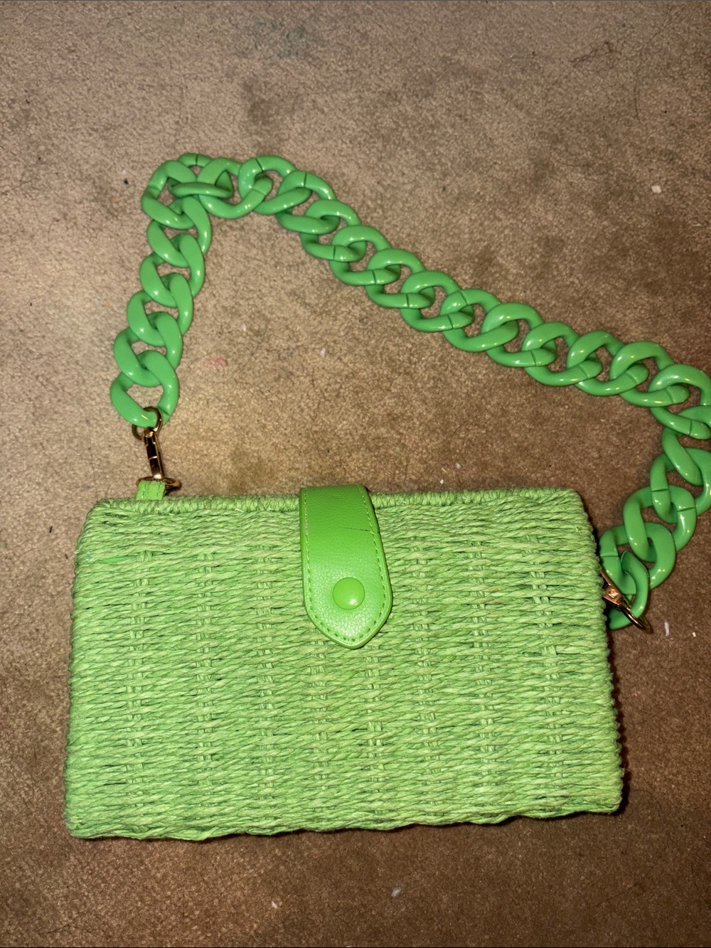 Green Woven Crossbody Bag with Chunky Chain Strap